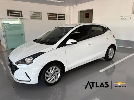 HYUNDAI HB20 1.0 12V FLEX EVOLUTION MANUAL HYUNDAI HB20 1.0 12V FLEX EVOLUTION MANUAL